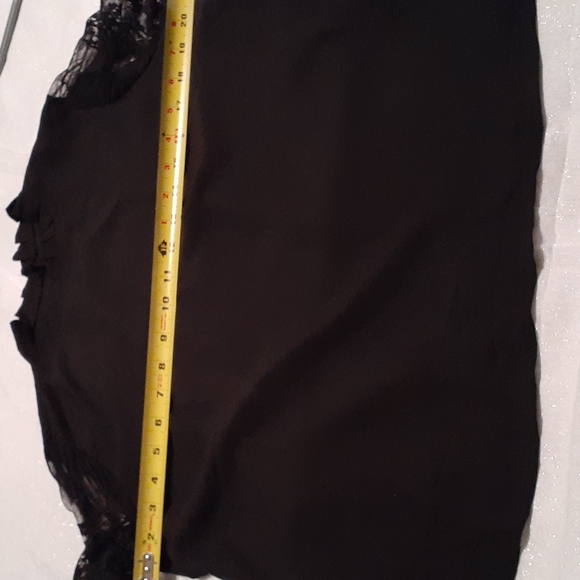 Delicate Sexy Elegant size M black lace with mesh lantern sleeve blouse - Picture 8 of 10
